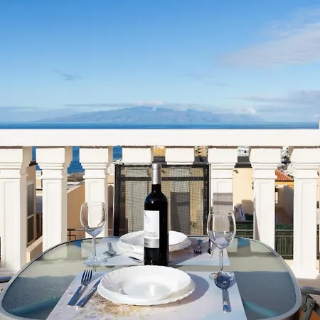 Arco Iris On The Sea With Pool Адехе